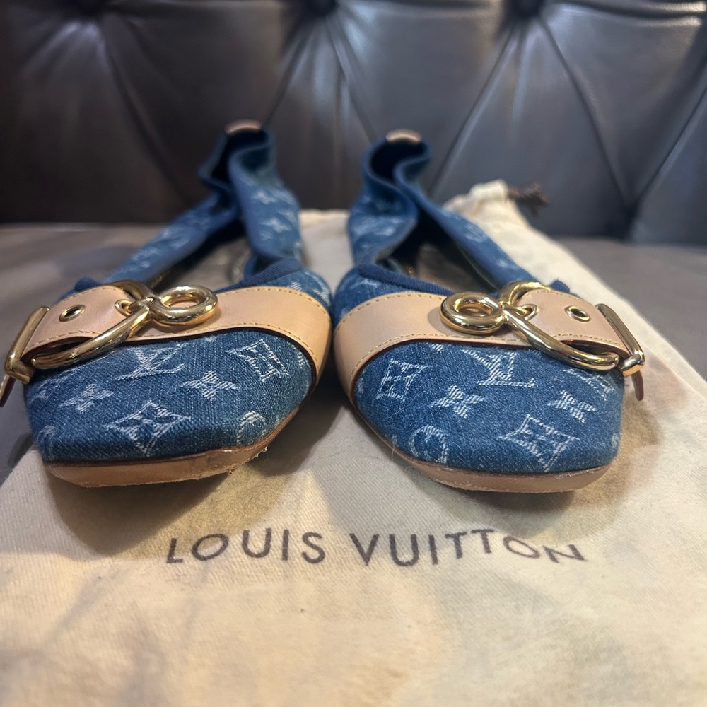 Louis Vuitton Blue Monogram Denim Ballet Flats with Beige Leather Buckle - Picture 4 of 14